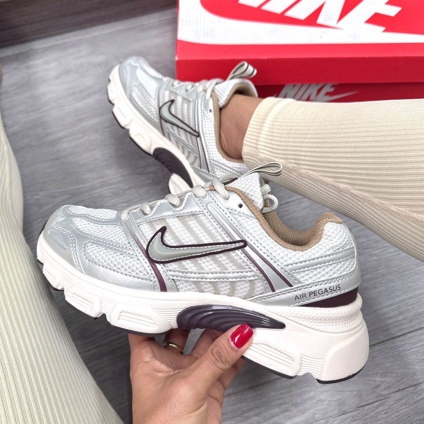 NIKE AIR PEGASUS DAMA